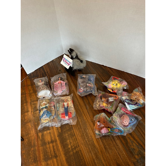 Vintage 90’s McDonald's Barbie,‎ Winnie the POOH & Ty Toys - Picture 1 of 7